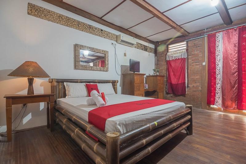 Reddoorz Near Rumah Sakit Wirosaban Salakan Extérieur photo